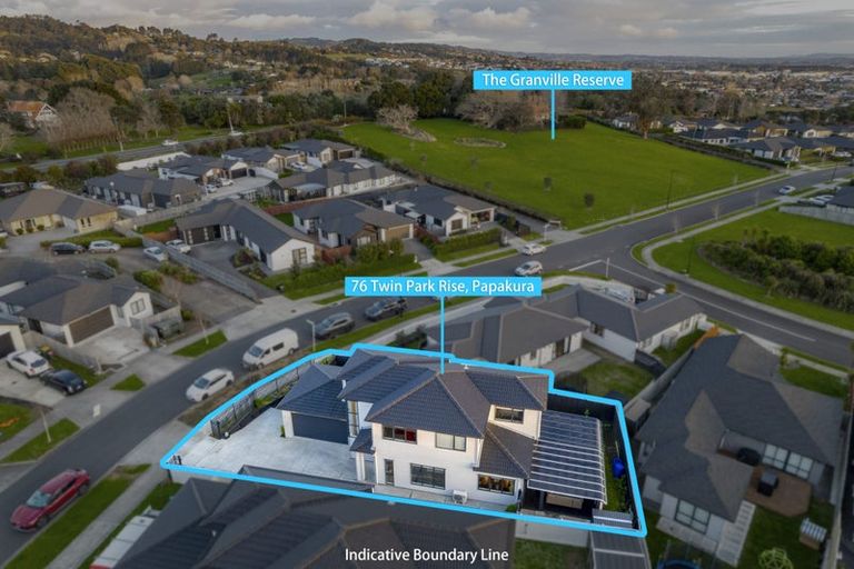 Photo of property in 76 Twin Parks Rise, Papakura, 2110