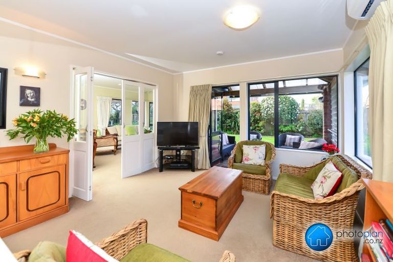 Photo of property in 16 Azimuth Place, Flagstaff, Hamilton, 3210