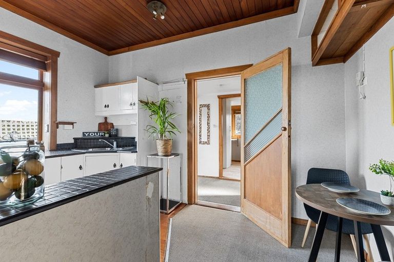 Photo of property in 25 Tiller Close, Kelvin Grove, Palmerston North, 4414