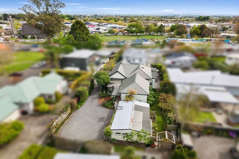 Photo of property in 44 Te Mata Road, Havelock North, 4130