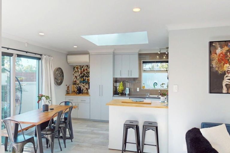 Photo of property in 107 Ryder Crescent, Levin, 5510