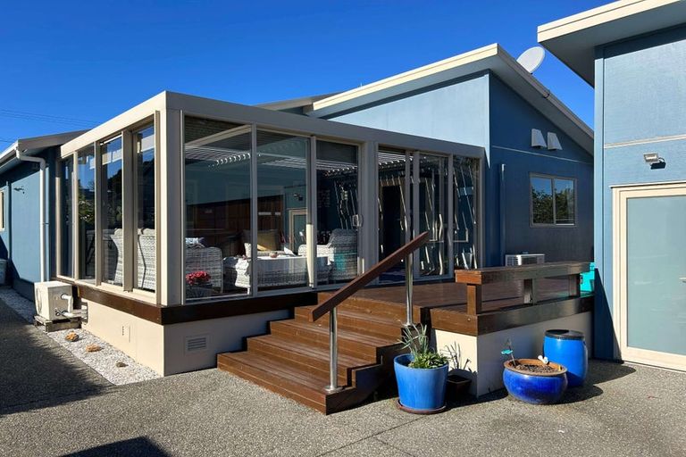 Photo of property in 109 Ocean Beach Road, Tairua, 3508