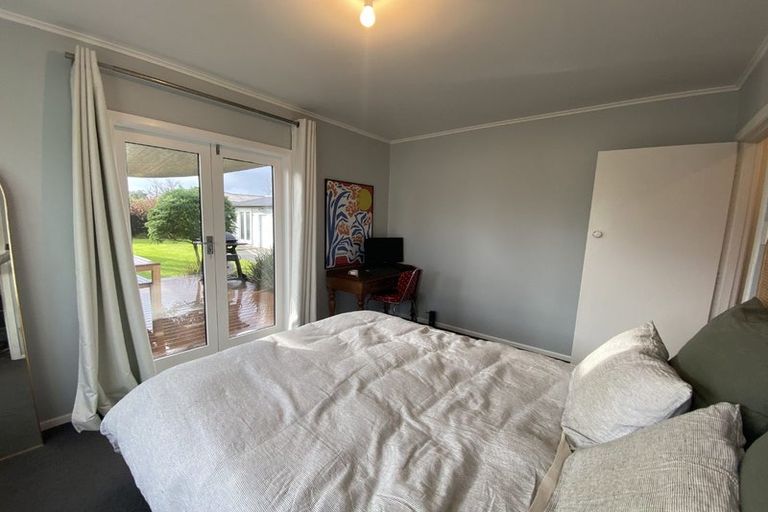 Photo of property in 3 Upham Street, Havelock North, 4130