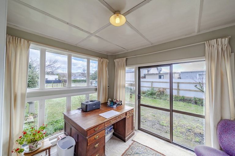 Photo of property in 11 Bell Street, Otane, 4202