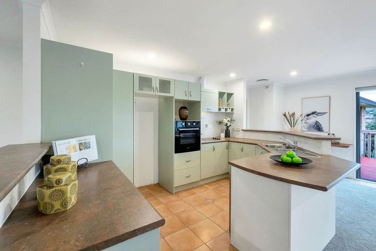 Photo of property in 16 Brittany Drive, Henderson, Auckland, 0612