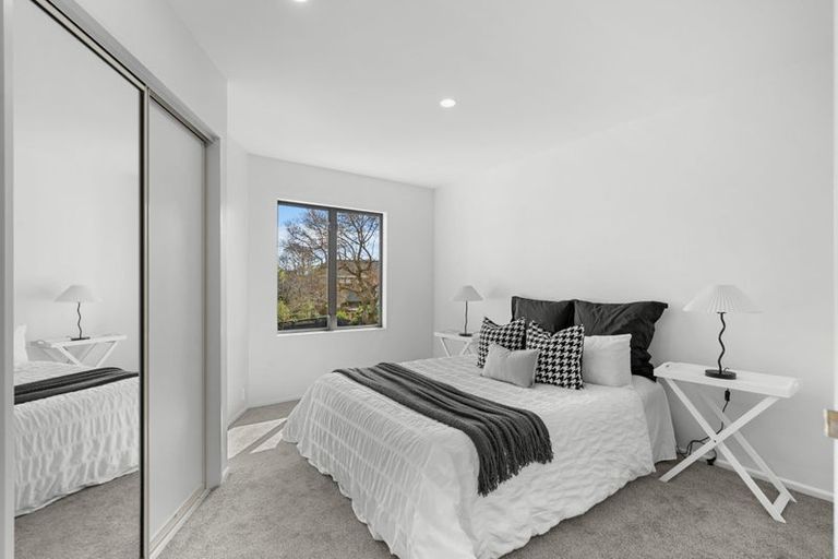 Photo of property in 15 Parkham Drive, Burnside, Christchurch, 8053