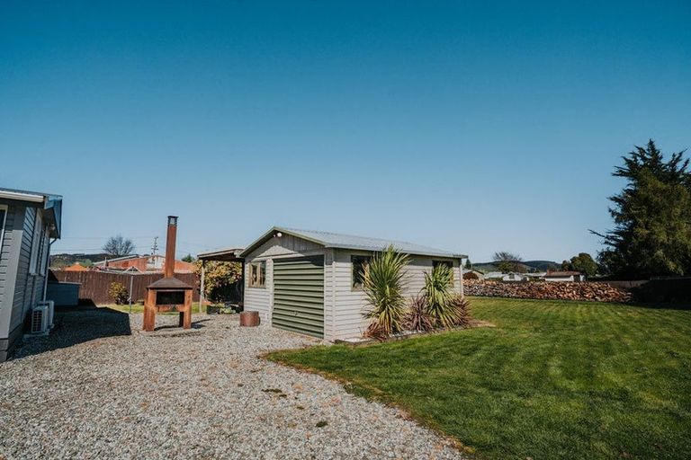 Photo of property in 17 Cross Street, Milton, 9220