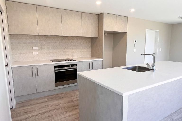 Photo of property in 17 Navarra Road, Halswell, Christchurch, 8025