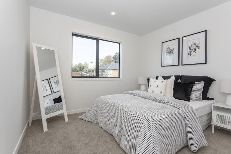 Photo of property in 2/130 Richmond Street, Petone, Lower Hutt, 5012