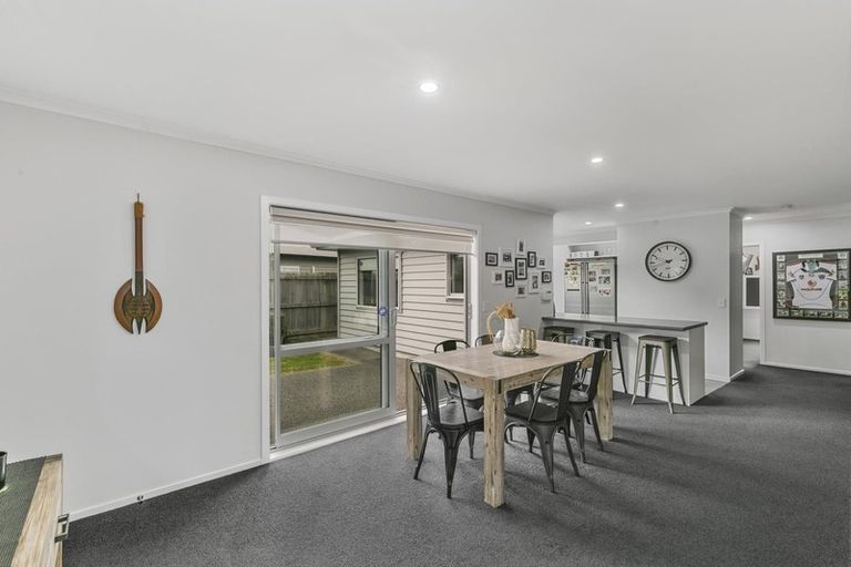 Photo of property in 1398 High Street, Taita, Lower Hutt, 5011