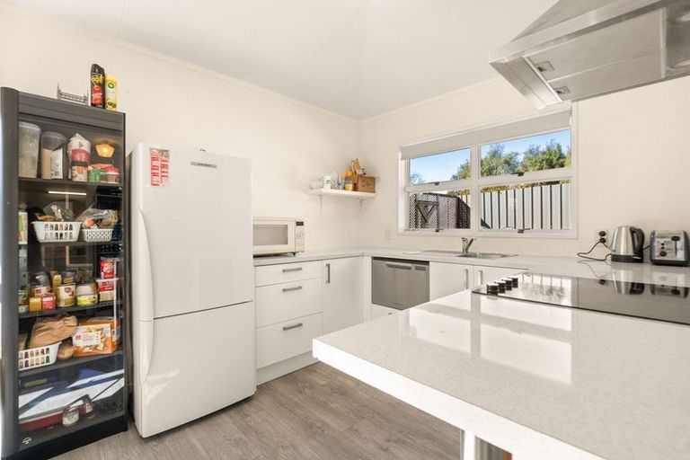 Photo of property in 86 Shakespeare Street, Leamington, Cambridge, 3432