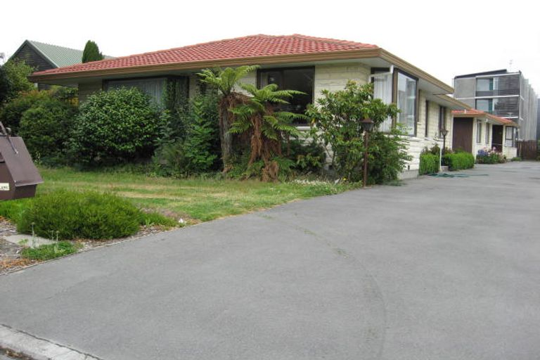 Photo of property in 2/14 Siska Place, Upper Riccarton, Christchurch, 8041
