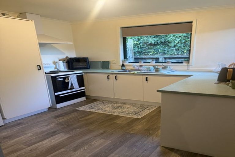 Photo of property in 324 West Coast Road, Glen Eden, Auckland, 0602