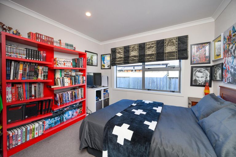 Photo of property in 99 Schnell Drive, Kelvin Grove, Palmerston North, 4414