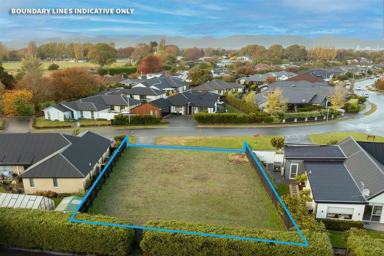 Photo of property in 41 Holiday Drive, Mairehau, Christchurch, 8052