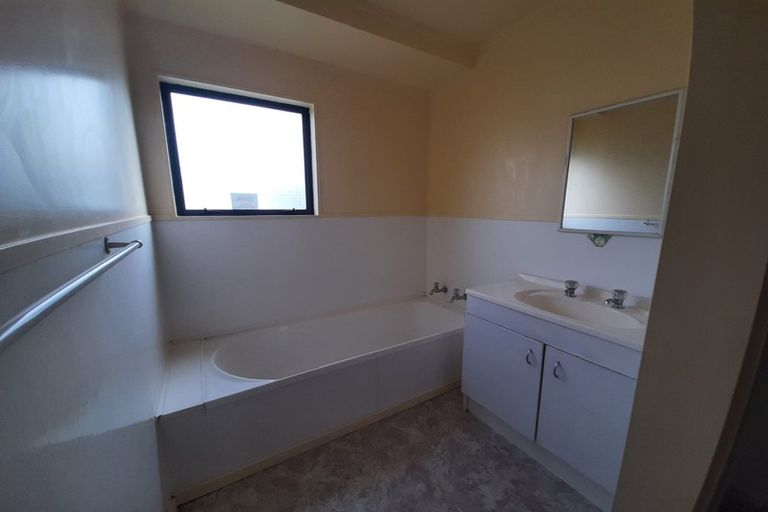 Photo of property in 8a Paterson Street, Frankton, Hamilton, 3204