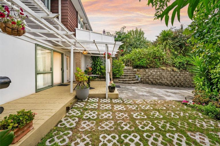 Photo of property in 6/19 Gardner Avenue, New Lynn, Auckland, 0600
