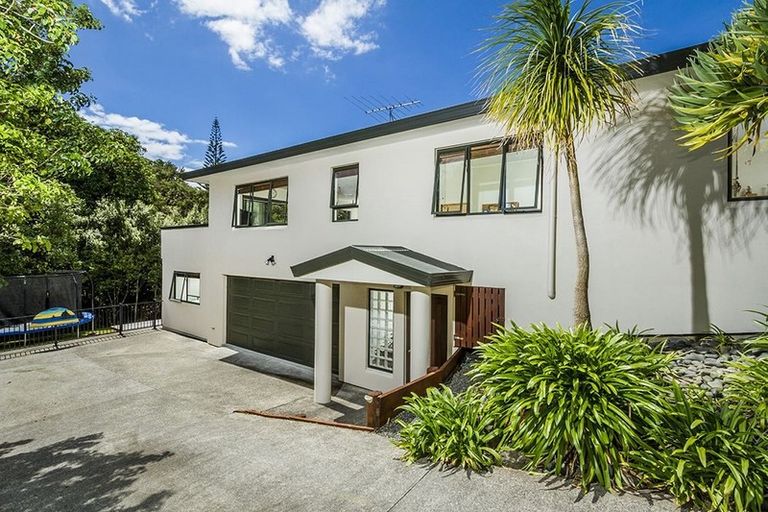 Photo of property in 71a Gledstane Road, Stanmore Bay, Whangaparaoa, 0932
