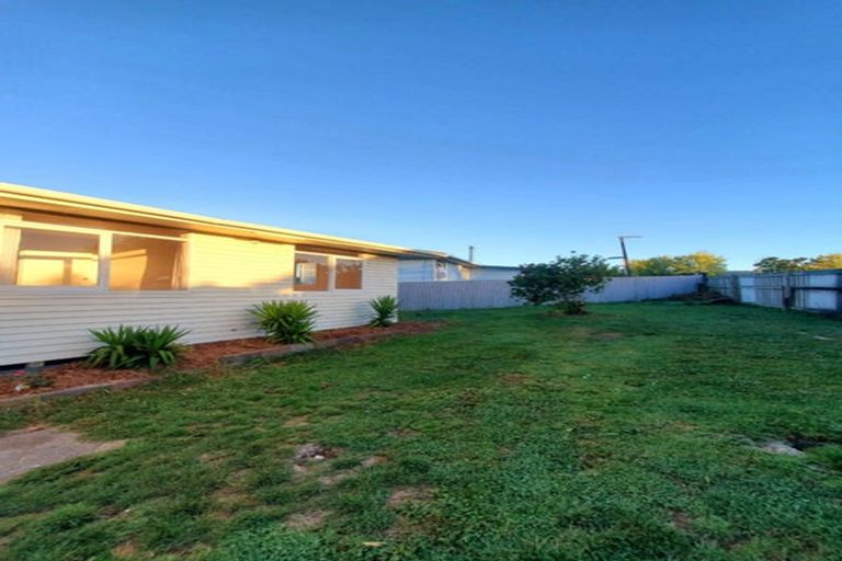 Photo of property in 15 Whiteman Road, Kawakawa, 0210