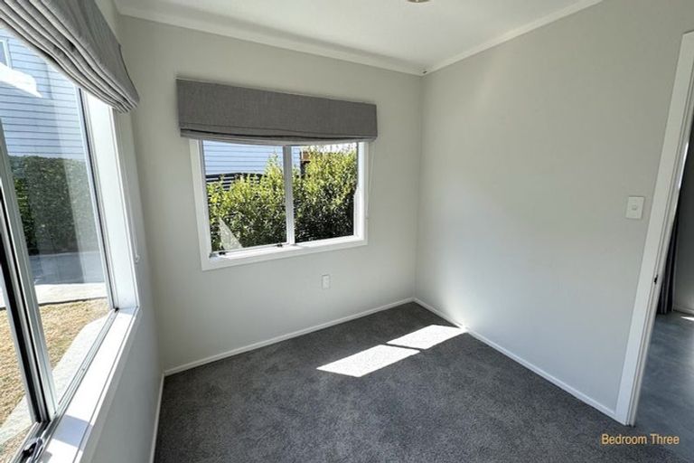 Photo of property in 2/12 Isobel Street, Acacia Bay, Taupo, 3330