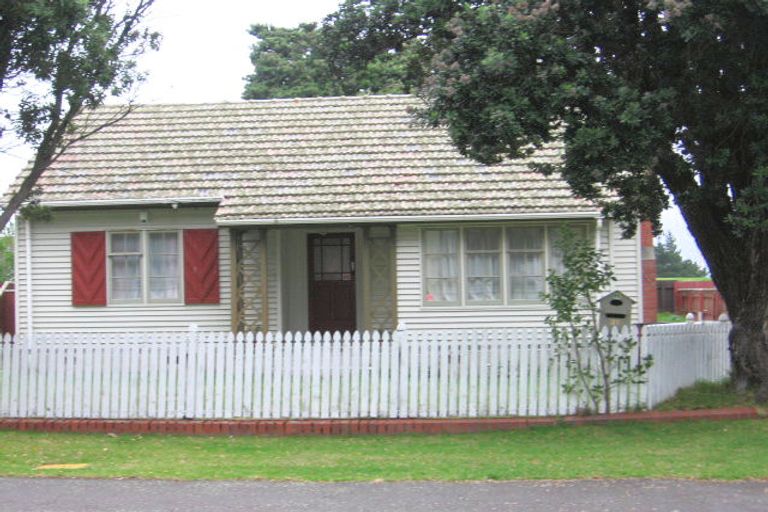Photo of property in 31 Pirie Crescent, Moera, Lower Hutt, 5010