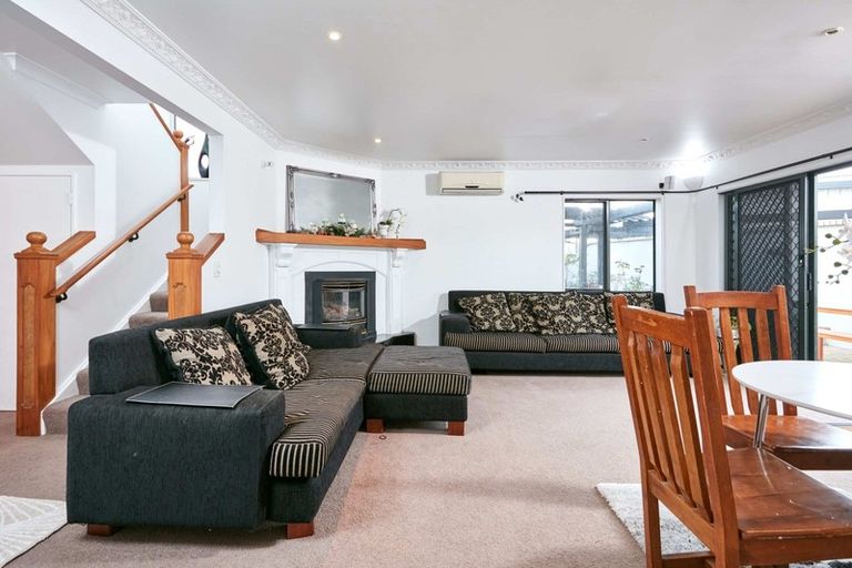 Photo of property in 5 Coulston Place, Riverdale, Gisborne, 4010