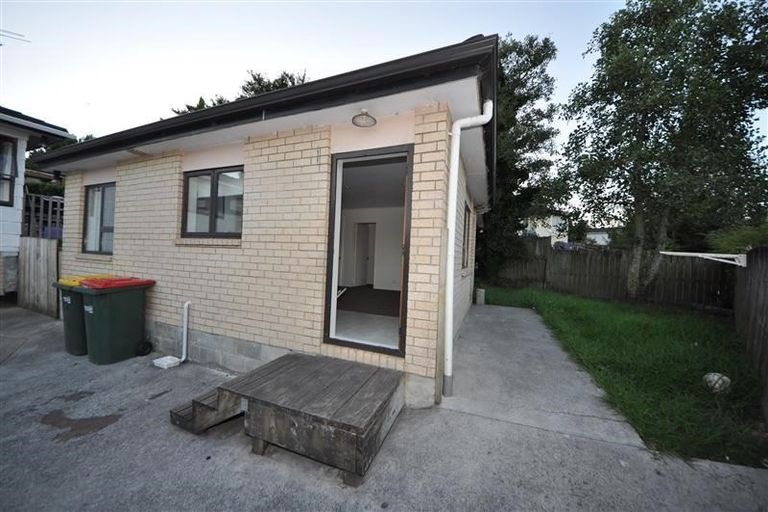 Photo of property in 19 Virgo Place, Glen Eden, Auckland, 0602