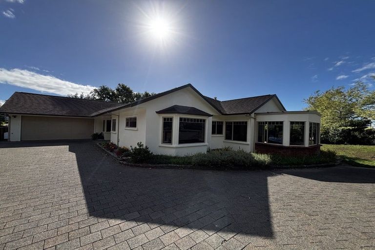 Photo of property in 26 Shelter Grove, Frankleigh Park, New Plymouth, 4310