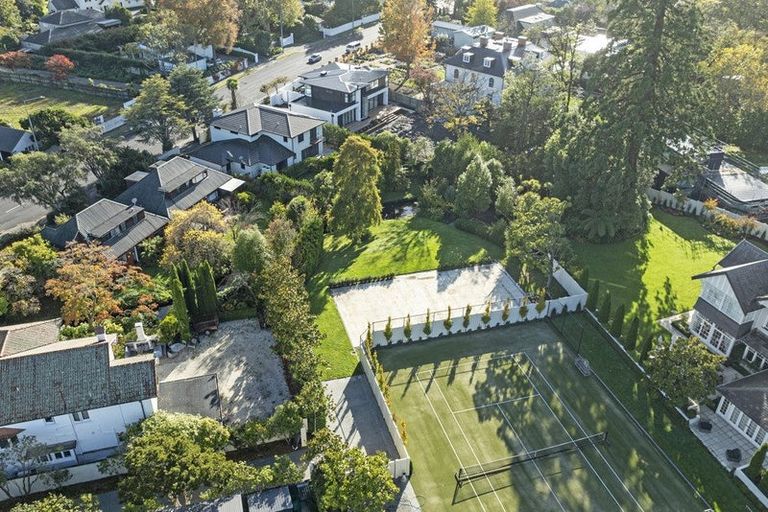 Photo of property in 10a Glandovey Road, Fendalton, Christchurch, 8052