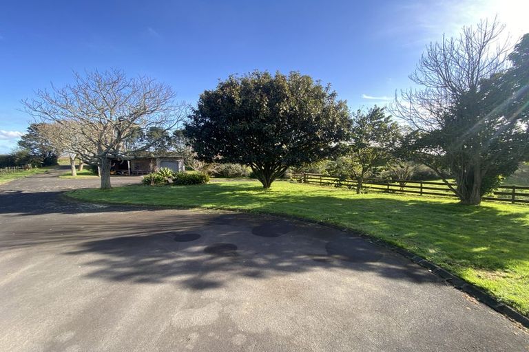 Photo of property in 98 Shakespeare Road, Waiuku, 2681