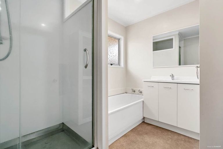 Photo of property in 1/2 Atkinson Avenue, Otahuhu, Auckland, 1062