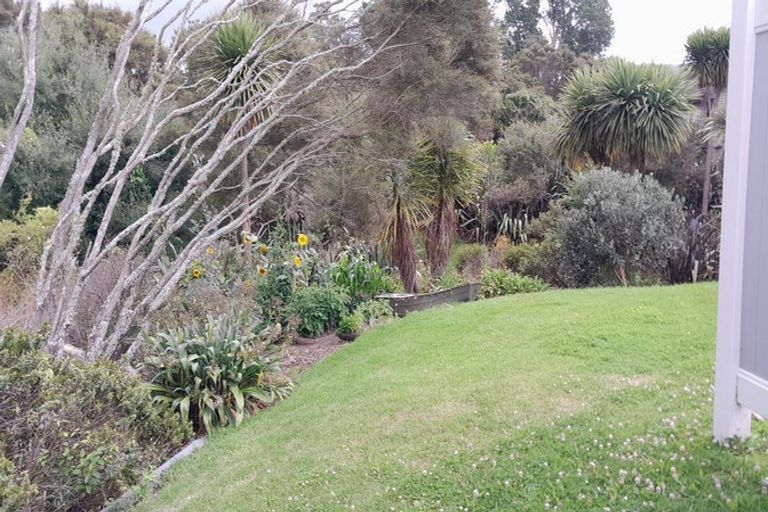 Photo of property in 46 Sherrybrooke Place, Sunnyvale, Auckland, 0612