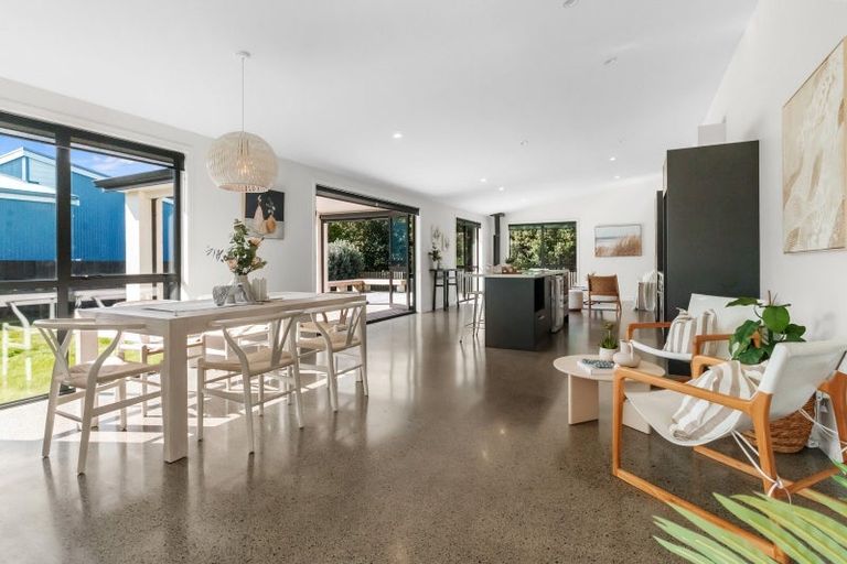 Photo of property in 26 Reel Road, Athenree, Waihi Beach, 3611