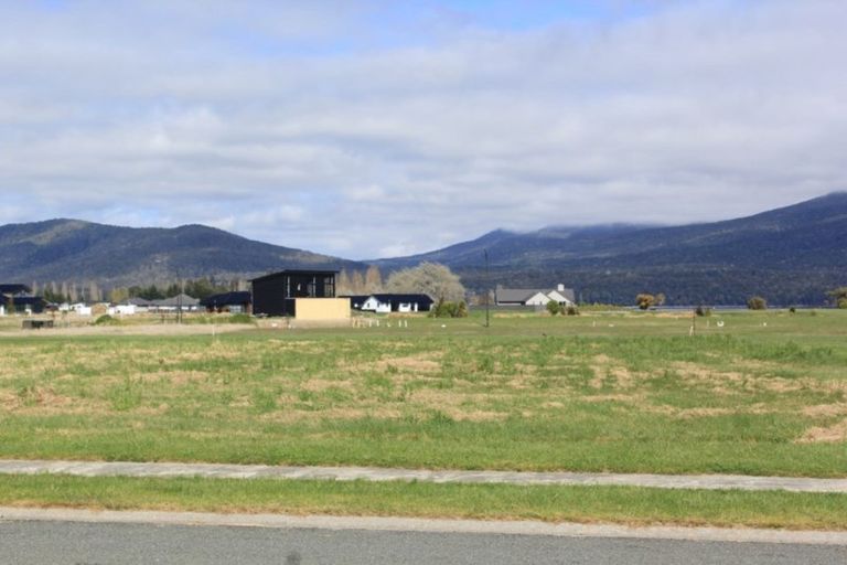 Photo of property in 55 South Arm Drive, Te Anau, 9600
