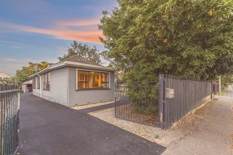 Photo of property in 186 Harewood Road, Papanui, Christchurch, 8053