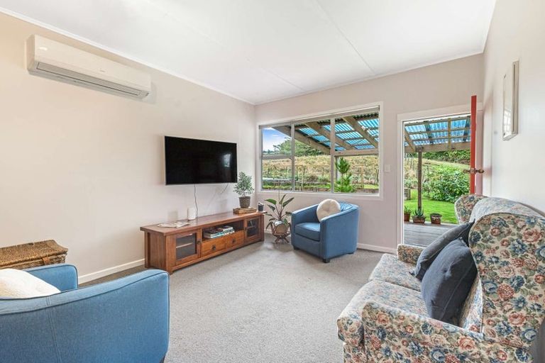 Photo of property in 13 Makere Street, Waitara, 4320