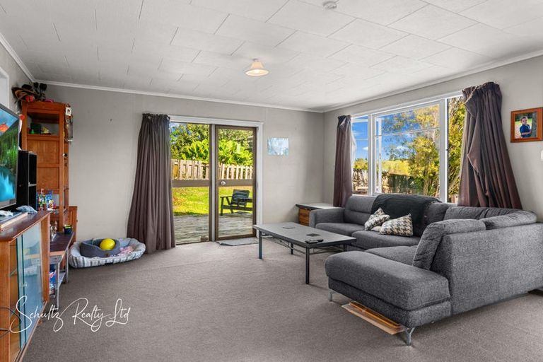 Photo of property in 95 Hurndall Street East, Maungaturoto, 0520