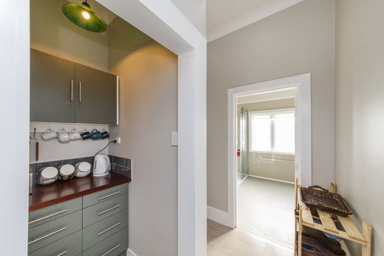 Photo of property in 16 Aorangi Street, Feilding, 4702