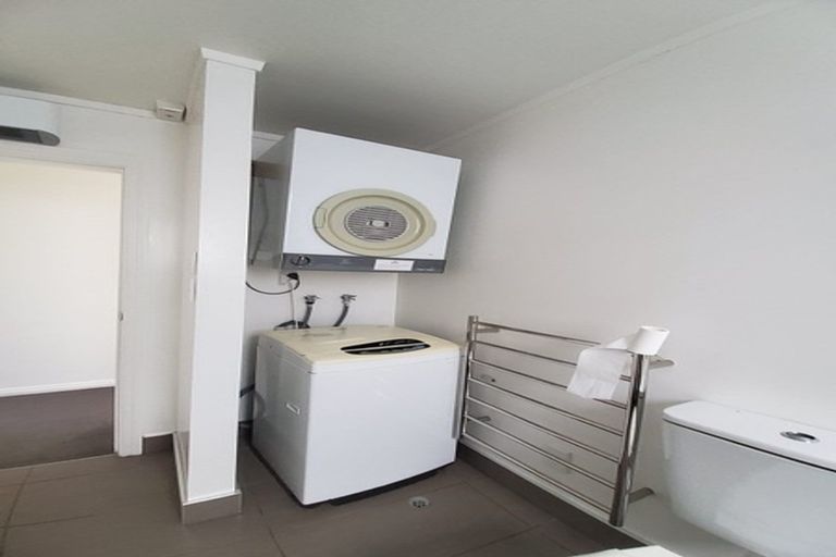 Photo of property in 221d The Terrace, Wellington Central, Wellington, 6011