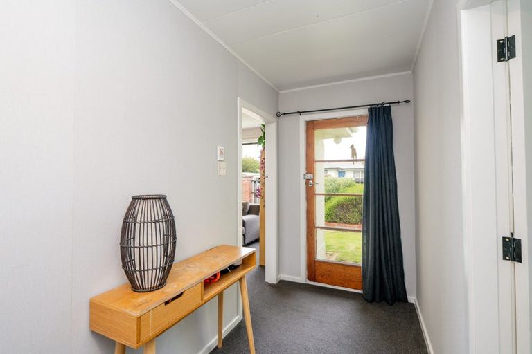 Photo of property in 2 Rowan Street, Hargest, Invercargill, 9810