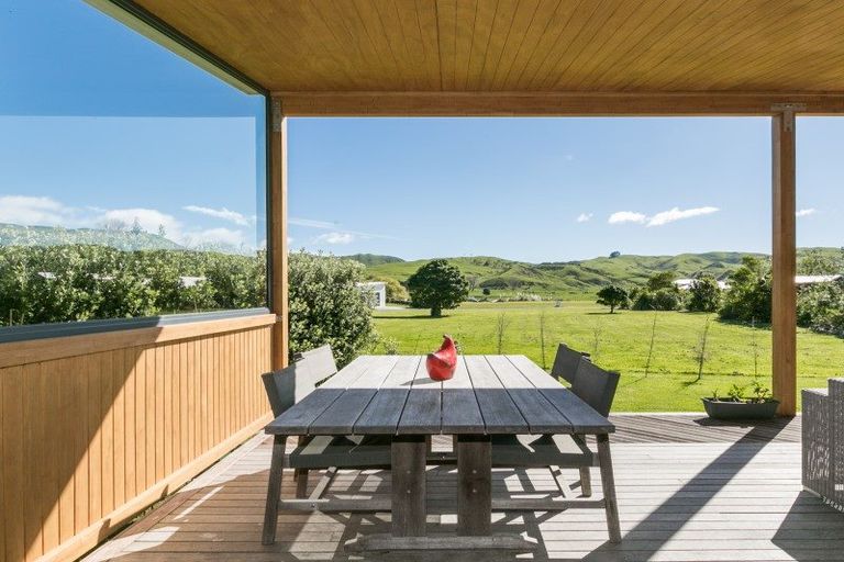 Photo of property in 43 Shoal Beach Road, Aramoana, Waipawa, 4271