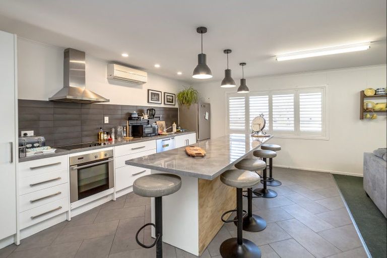 Photo of property in 42 Fox Street, Featherston, 5710