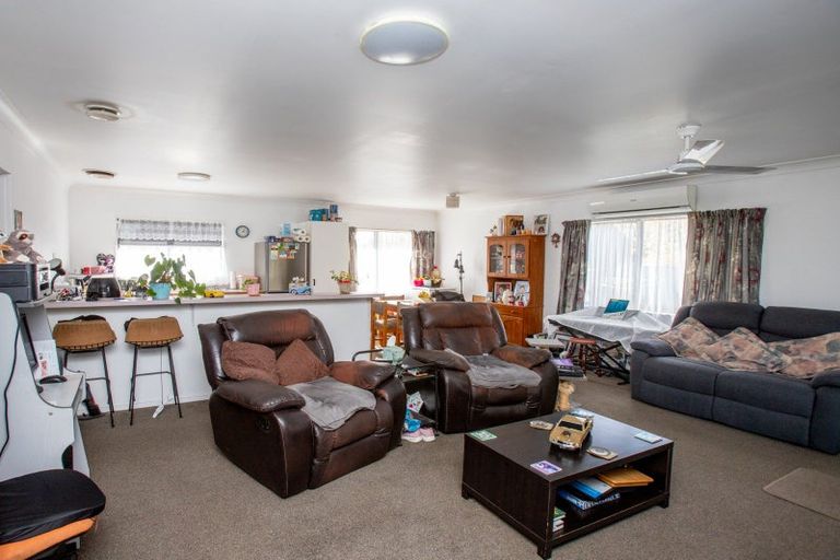 Photo of property in 5 Nowra Crescent, Paeroa, 3600