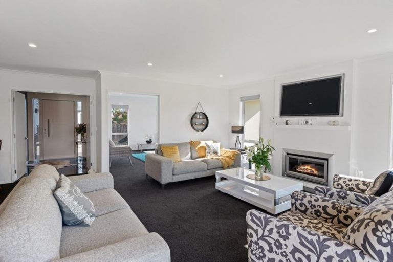 Photo of property in 128 Halswell Junction Road, Halswell, Christchurch, 8025