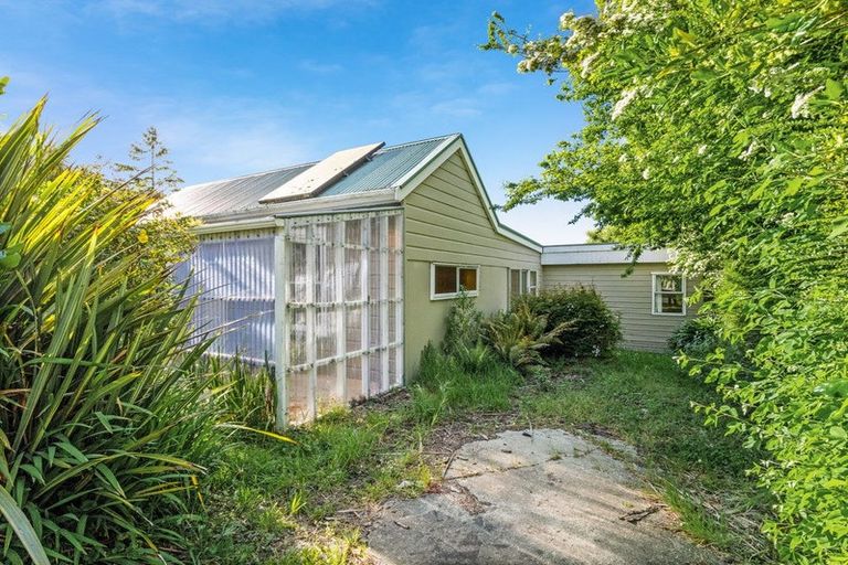 Photo of property in 18 Matai Street, Ravensbourne, Dunedin, 9022