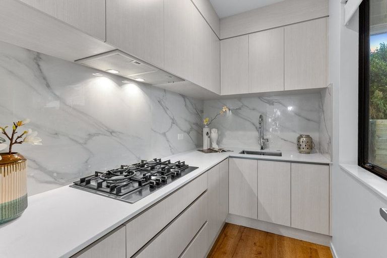 Photo of property in 9 Wallis Lane, Orewa, 0931
