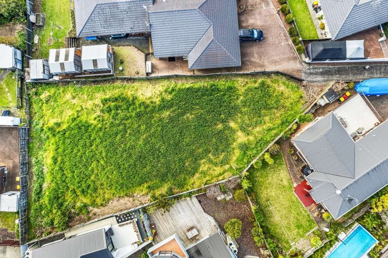 Photo of property in 10 Fernbird Place, Massey, Auckland, 0614