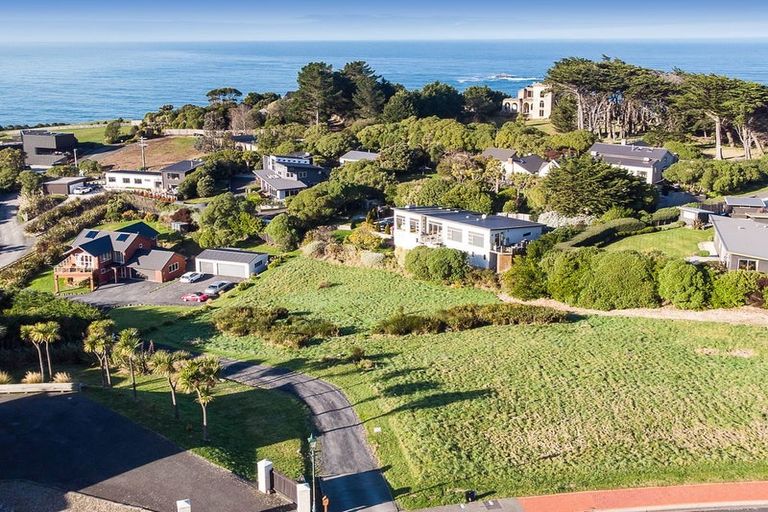 Photo of property in 11 Highgrove, Saint Clair, Dunedin, 9012