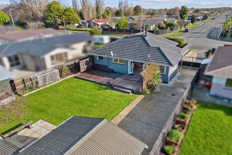 Photo of property in 130 Grimseys Road, Redwood, Christchurch, 8051