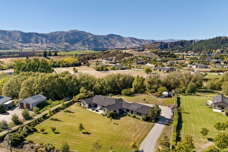 Photo of property in 20 Church Road, Luggate, Cromwell, 9383